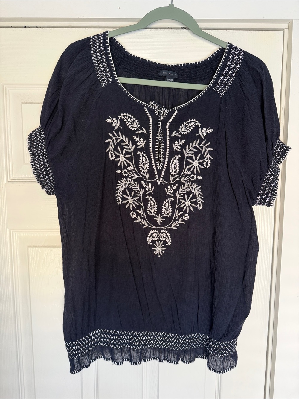 PREOWNED Tommy Hilfiger Navy Tunic with White Embroidery